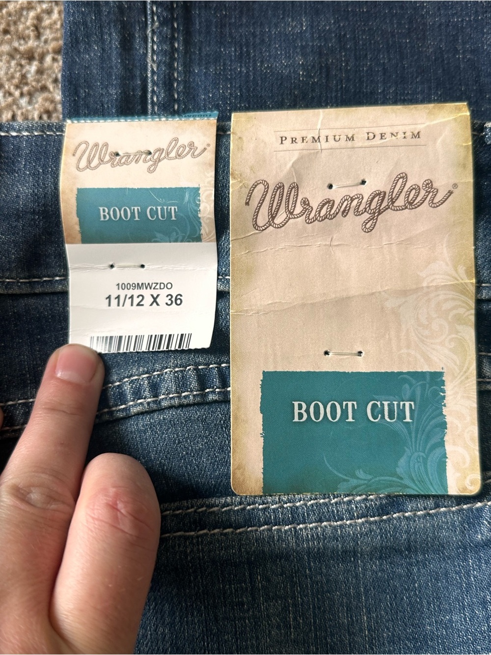 Wrangler Women's Boot Cut Jeans in Denim Blue
